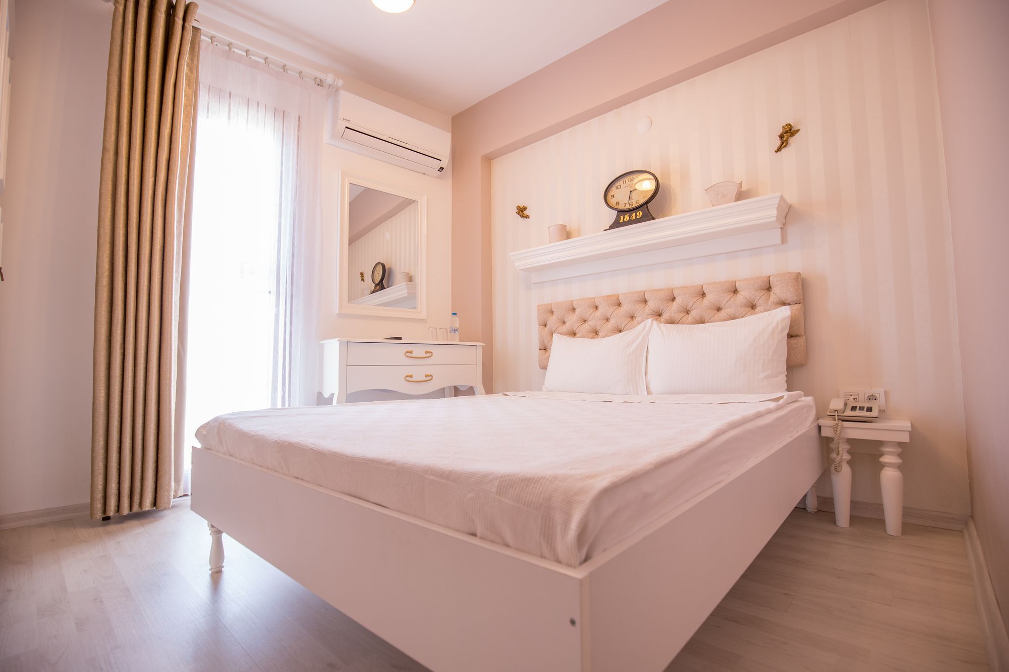 Menendi Otel Foça Ngoại thất bức ảnh