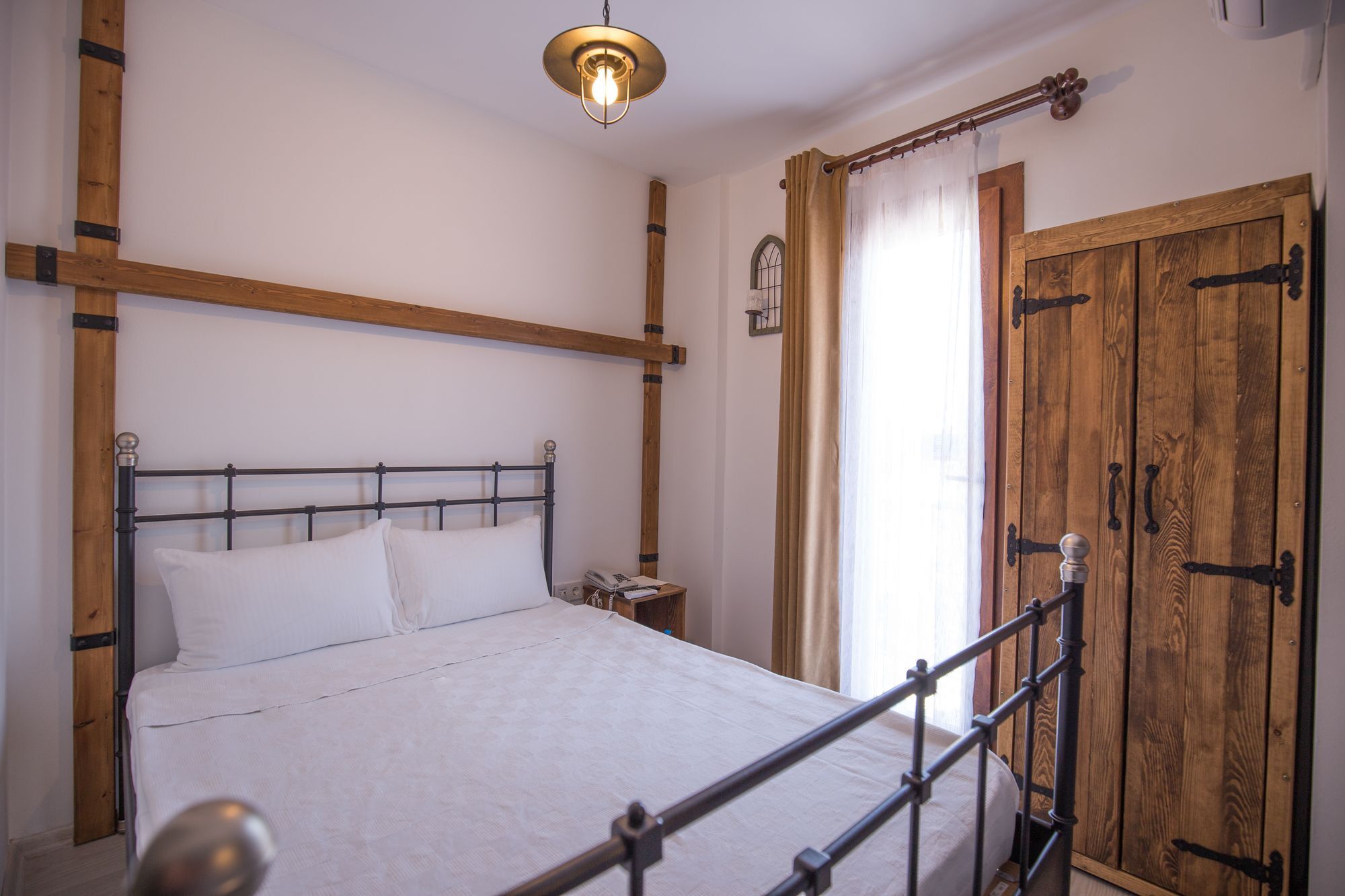 Menendi Otel Foça Ngoại thất bức ảnh